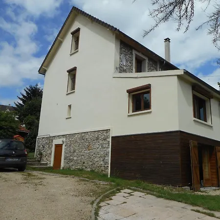Apartment Proche Sites Olympiques Et Disneyland Paris, Bords De Marne